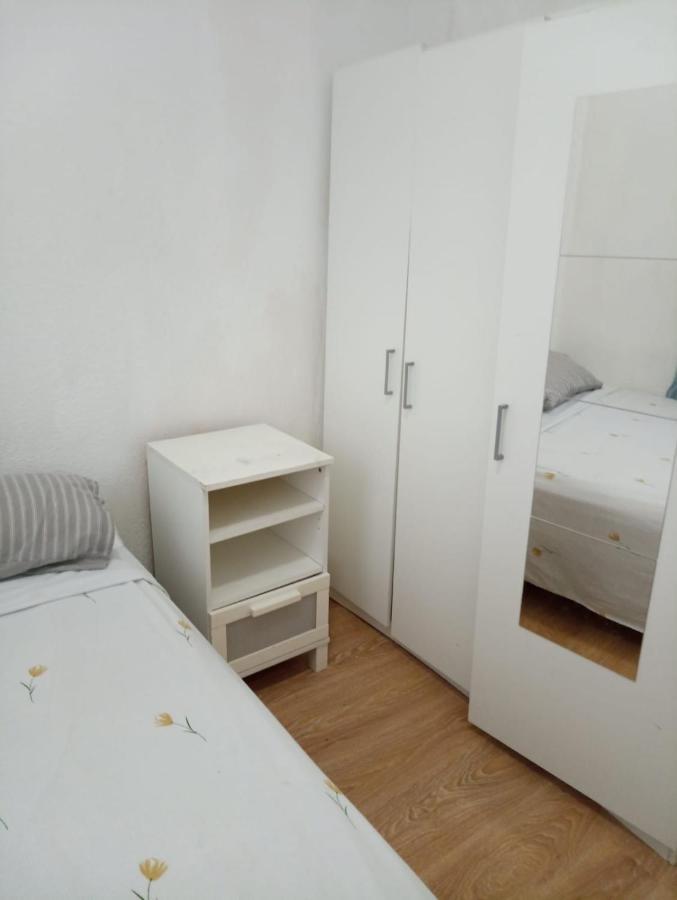 شقة Apartamento En Francos Rodriguez, Junto A Bravo Murillo مدريد المظهر الخارجي الصورة
